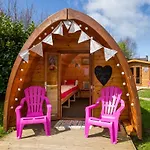 Podumna Glamping Village Glamping