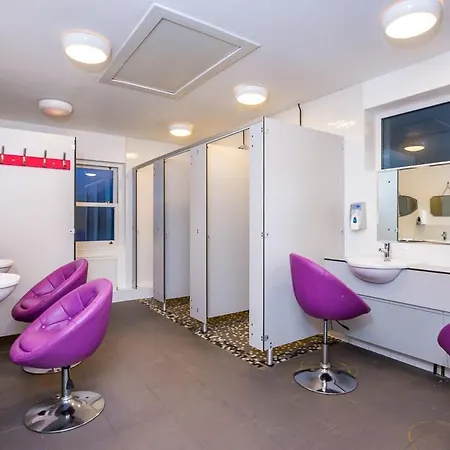 Podumna Glamping Village פורטומנה