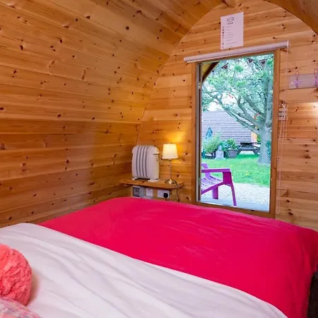 Podumna Glamping Village *