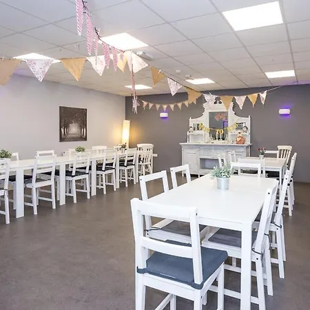 Podumna Glamping Village אוהל מפואר