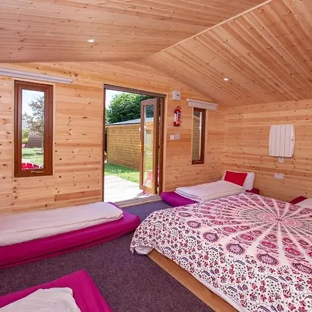 Podumna Glamping Village