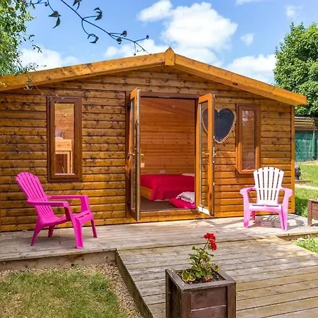 Podumna Glamping Village