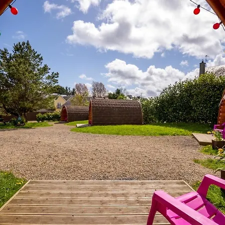 Podumna Glamping Village *