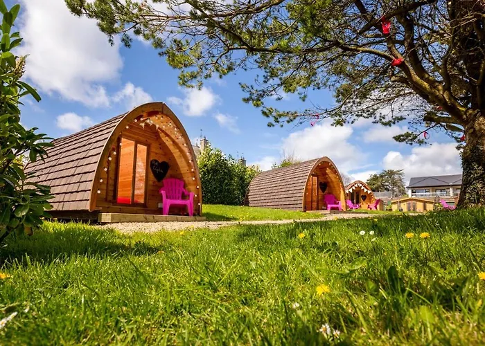 Podumna Glamping Village *